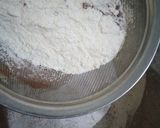 Foto langkah ke 1 dari resep Brownies Lumer (No Mixer).