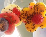 Foto del paso 4 de la receta: Brocheta de fruta. ramo de flores frutal