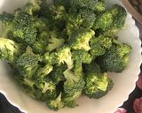 A picture of step 1 of Broccoli stir fry.