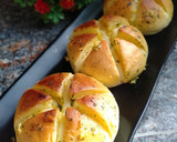 Foto langkah ke 9 dari resep Korean Cream Cheese Garlic Bread.
