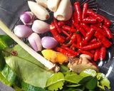 Foto langkah ke 2 dari resep Gulai daun singkong.