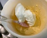 Une image de l'étape 9 de Biscuit de Savoie au café et amandes.