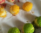 Foto langkah ke 4 dari resep Choux Craquelin.