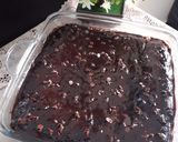 A picture of step 4 of Chocolate Cold cake.