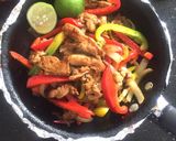 A picture of step 8 of Chicken Fajitas with Tortilla.