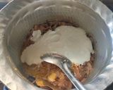 A picture of step 4 of Akhni pulav.