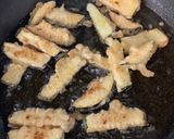 Foto del paso 2 de la receta: Fritas de calabacitas/ Zucchini fríes
