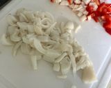 A picture of step 1 of Seafood Paella with Socarrat.