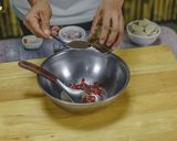 รูปขั้นตอนการทำที่ 4 ของ ยําหมูยอ สูตรน้ำยำปลาร้าแซ่บนัว