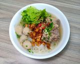 Hình bước làm 5 của món Hủ tiếu xương & bò viên