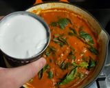 Foto del paso 4 de la receta: Low Carb Food: Curry Indio de salmón y espinacas