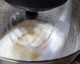 Foto del paso 2 de la receta: Merengue para decoración de Muffins sin Gluten