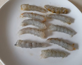 Foto del paso 1 de la receta: Crujiente de langostinos con pisto