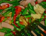 Foto langkah ke 3 dari resep Oseng tempe kacang panjang pedas manis 💕.