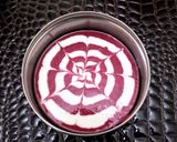 A picture of step 5 of Ramadan Special - Designer Beetroot Idli Cake.
