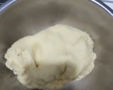 Foto langkah ke 4 dari resep Bakpao Ubi.