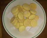 Foto del paso 4 de la receta: Alfajores de maicena relleno con manjar