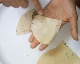 A picture of step 7 of 6-Lentils Samosa.