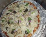 A picture of step 5 of Ginger malai boti pizza 🍕😋.