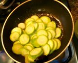 Foto del paso 6 de la receta: Zuchine trifolate (o calabacines sofritos pero light)