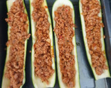Foto del paso 6 de la receta: Calabacines rellenos de carne picada