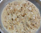 Foto langkah ke 2 dari resep Creamy Mushroom Sauce.