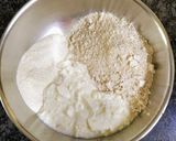 A picture of step 2 of Oats vegetable uttapam.