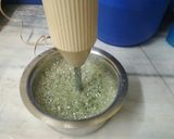A picture of step 1 of Pudina nimbu ki shikanji.
