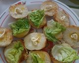 Gambar langkah 3 resipi Mini burger.