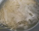 Foto langkah ke 1 dari resep Spaghetti Aglio e Olio.