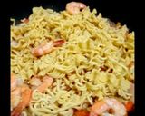 Foto langkah ke 5 dari resep Pancit Canton (Mie Goreng Philipine).