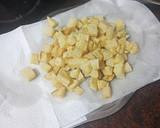 Foto del paso 6 de la receta: Garbanzos compuestos con pechuga de pollo y papas fritas