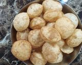 A picture of step 3 of Dahi puri chaat.