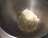 Une image de l'étape 2 de Pâte brisée aux amandes,lait et deux farines.
