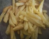 A picture of step 4 of McDonald's McCrispy.
