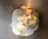 Une image de l'étape 2 de Pâte brisée à la farine d épeautre et jus de cerise.
