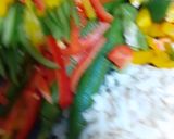 A picture of step 2 of 3 coloured capsicum pakora.