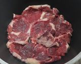 Foto del paso 2 de la receta: Bifes en cacerola a mi manera