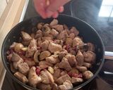 Foto del paso 5 de la receta: Lagarto con champiñones y jamón
