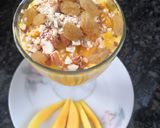 A picture of step 3 of Mango dry fruit lassi.