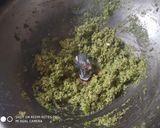 A picture of step 4 of Organic thecha or chutney.