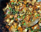 व्हेज पनीर पुलाव (veg paneer pulav recipe in marathi) रेसिपी स्टेप 2 फोटो 