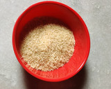 A picture of step 2 of Veg pulao.