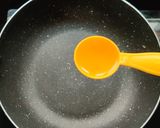 A picture of step 2 of Tangy garlic dal.