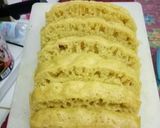 Foto langkah ke 6 dari resep Bolu kukus sari buah naga.