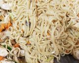 A picture of step 7 of My Ginger Chicken stirfry Noodles.