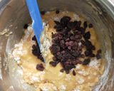Foto langkah ke 3 dari resep Sourdough Discard Muffins.