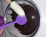 Foto langkah ke 5 dari resep Stik Es Pisang Coklat.