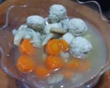 Foto langkah ke 6 dari resep Sup jamur bola ikan tenggiri.