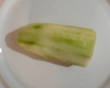 A picture of step 1 of Cucumber chips.